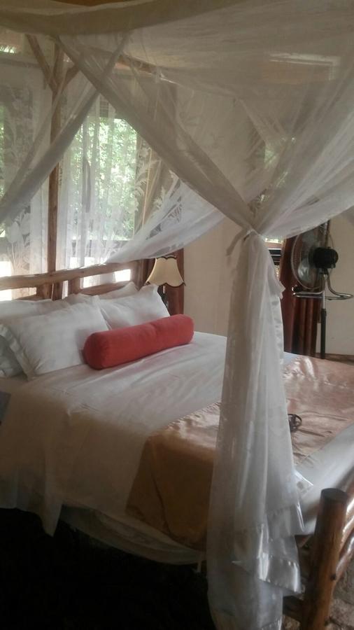 Hotel Lakeside Escape - Uganda Mpenja Exterior foto